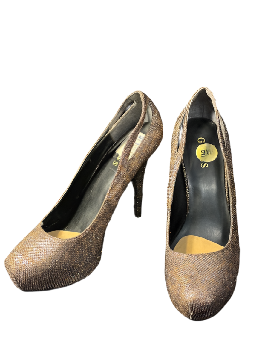 GUESS Metallic Leopard Print Heel Size 9