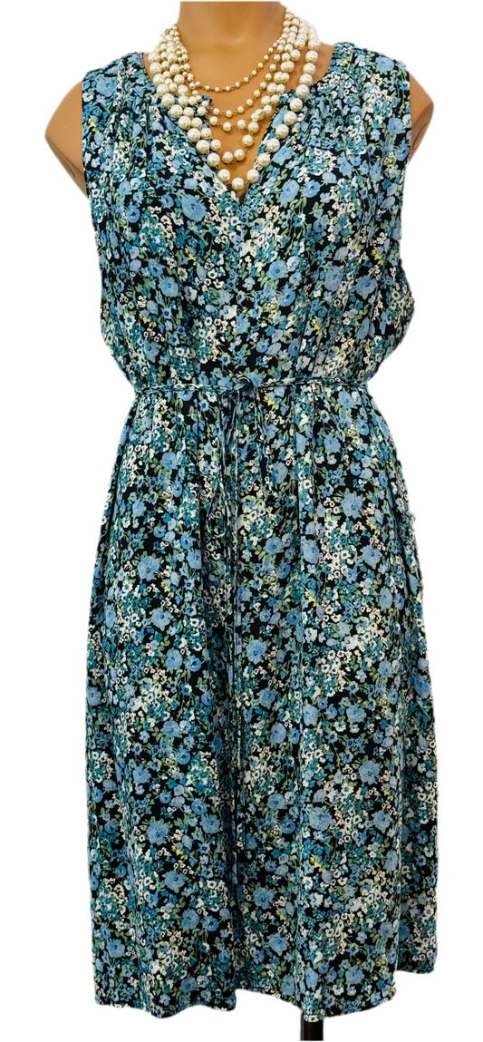 Loft  Size XL