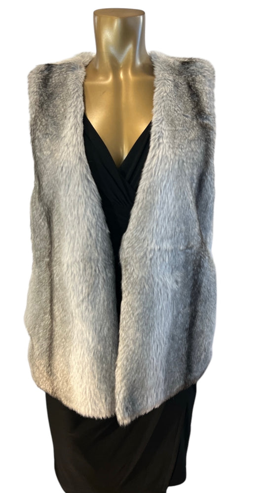 Grace Elements Faux Fur Vest  Size M